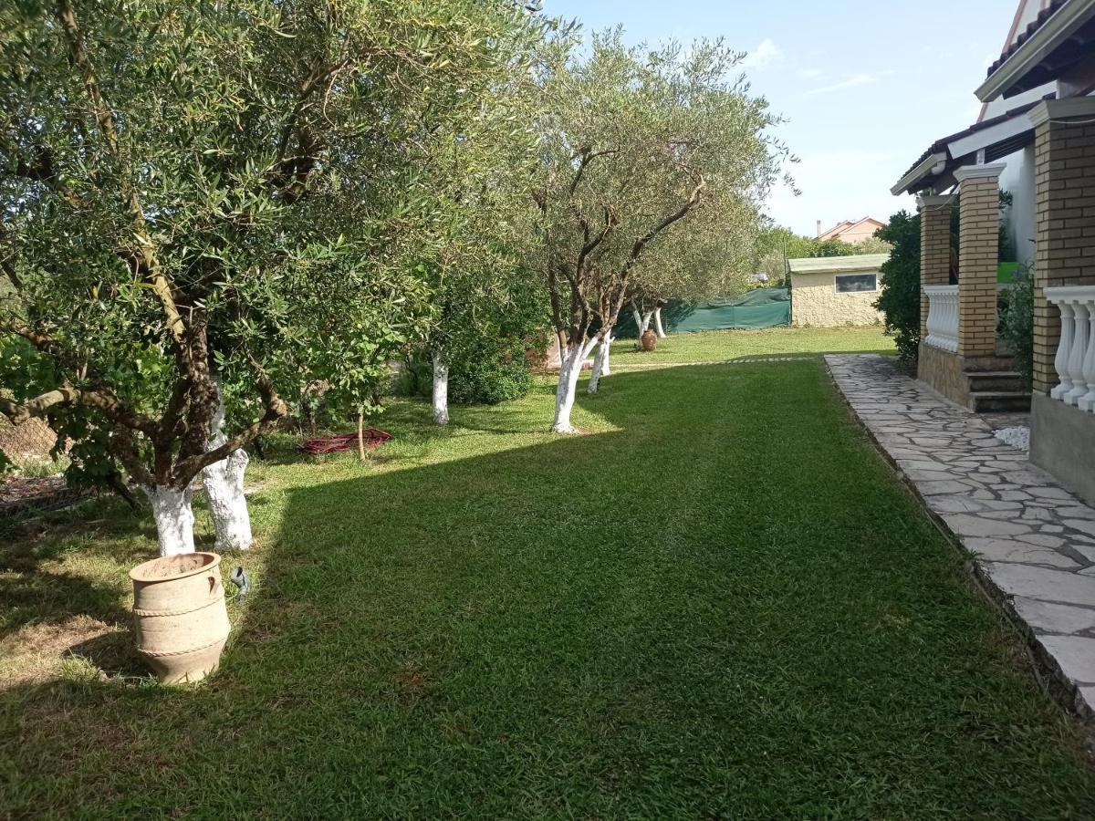 Villa Yannis Roda  Exteriör bild